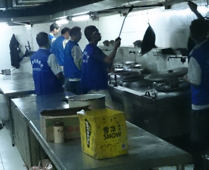 油煙機清洗施工.png